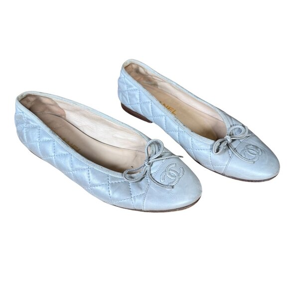 CHANEL Shoes - Chanel CC Cap Toe Quilted Silver Gray Lambskin Leather Ballet Flats EU 37 US 7